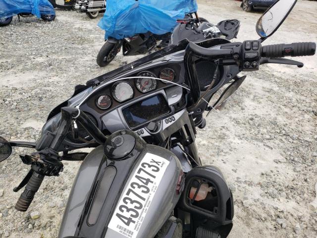 2019 HARLEY-DAVIDSON FLHTKSE 1HD1TEH13KB961249