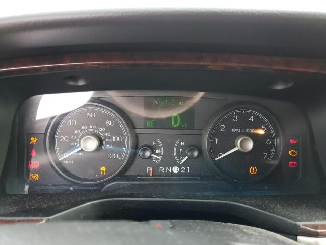 2LNHM82V98X657371 Lincoln TOWNCAR