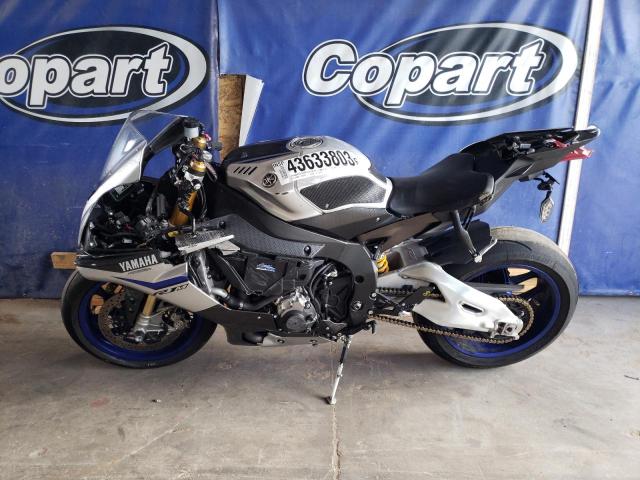 2015 YAMAHA YZFR1M JYARN40E8FA000208