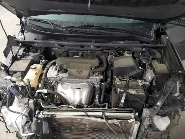2018 TOYOTA RAV4 LE JTMZFREV2JJ729059