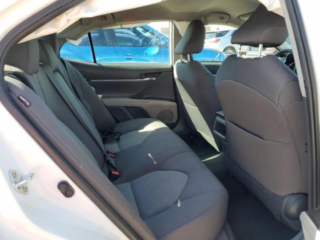 2021 TOYOTA CAMRY LE 4T1C11AK2MU578725