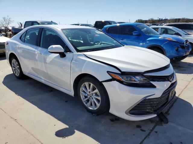2021 TOYOTA CAMRY LE 4T1C11AK2MU578725