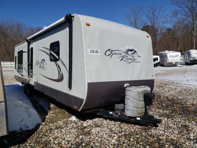 Salvage trucks for sale at Warren, MA auction: 2011 Trim Trailer Trailer