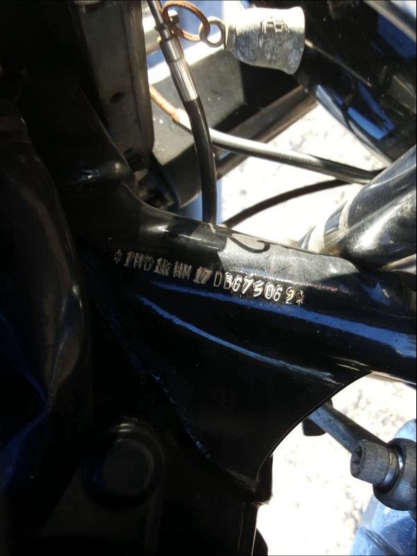 2013 HARLEY-DAVIDSON FLTRX ROAD 1HD1KHM17DB675062