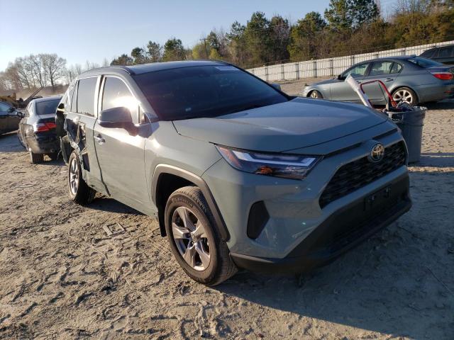 2022 TOYOTA RAV4 XLE - 2T3W1RFV5NW221501