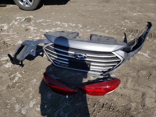 2018 HYUNDAI ELANTRA SE KMHD84LF2JU623448