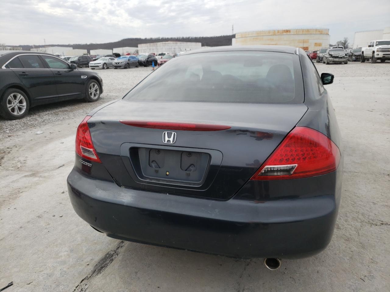 1HGCM72347A009369 2007 Honda Accord Lx