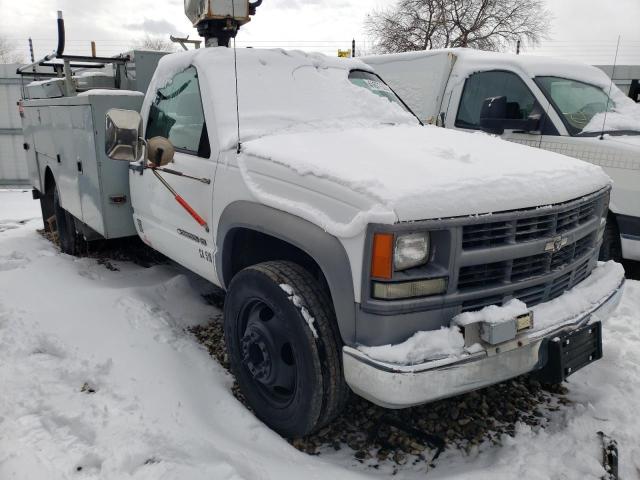 Salvage trucks for sale at Magna, UT auction: 2002 Chevrolet GMT-400 C3500-HD