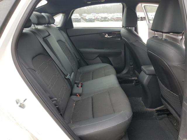 3KPF34AD4ME414566 KIA Forte Gt Line
