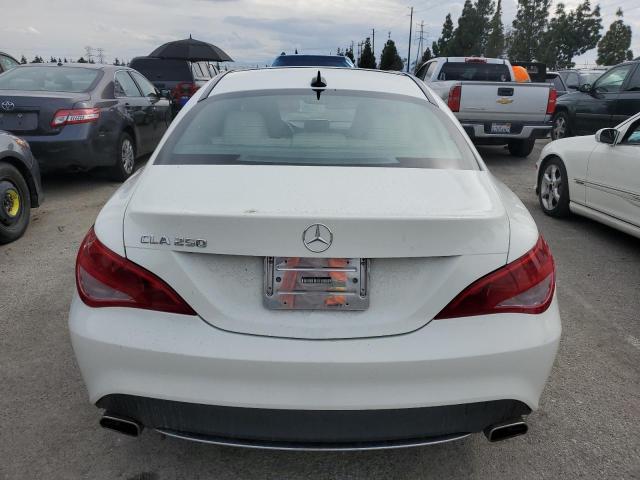 2016 MERCEDES-BENZ CLA 250 WDDSJ4EB9GN323604
