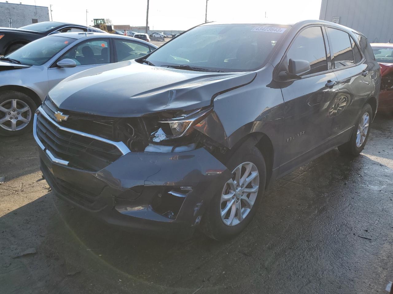 2GNAXHEV5J6116085 CHEVROLET EQUINOX LS 2018