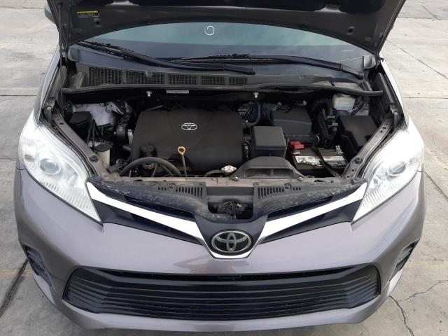 2019 TOYOTA SIENNA LE - 5TDKZ3DCXKS006585