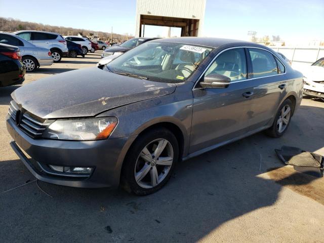 2015 VOLKSWAGEN PASSAT S - 1VWAS7A35FC121790