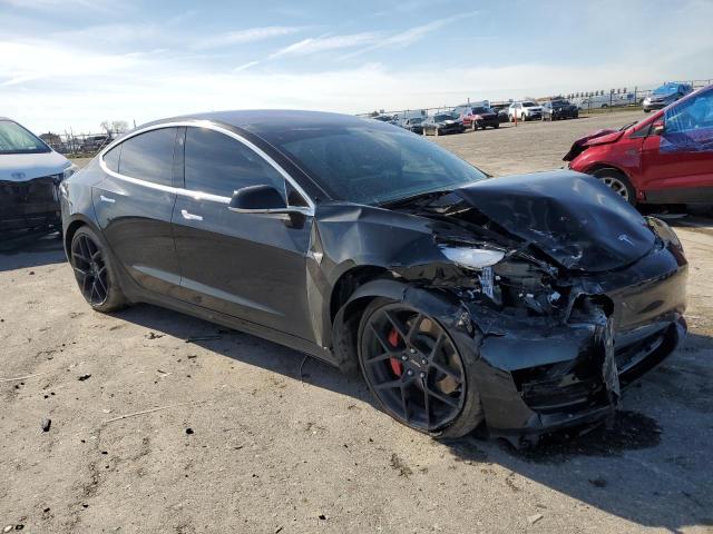 5YJ3E1EB8JF180975 Tesla MODEL 3