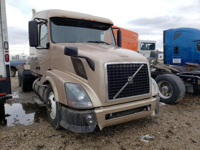 Volvo VN salvage cars for sale: 2006 Volvo VN VNL
