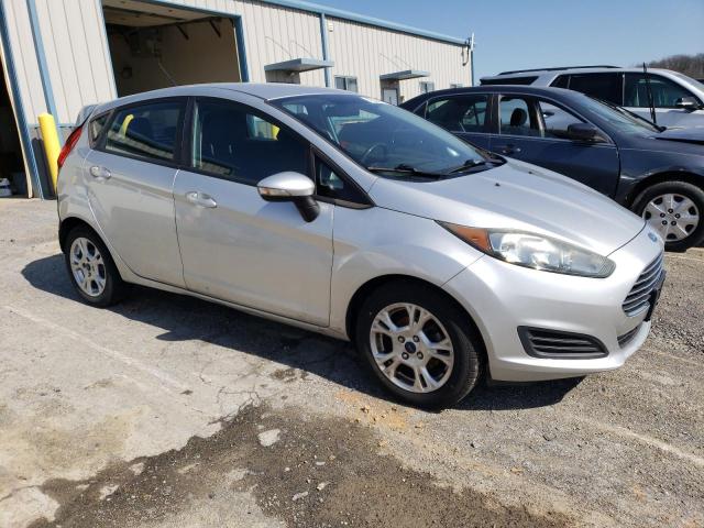 2015 FORD FIESTA SE 3FADP4EJXFM172988