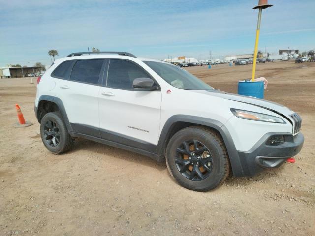 1C4PJMBX6JD528861 Jeep Cherokee Trailhawk