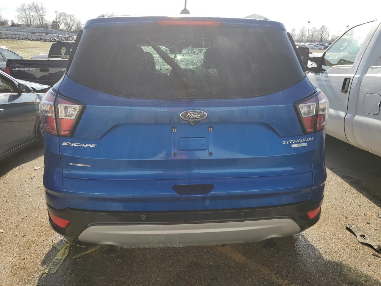 1FMCU0J92HUC68210 2017 Ford Escape Titanium