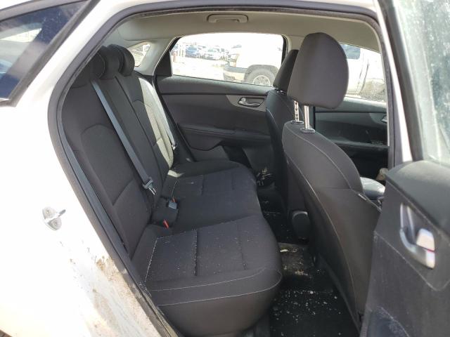 3KPF24AD0ME273465 KIA FORTE FE