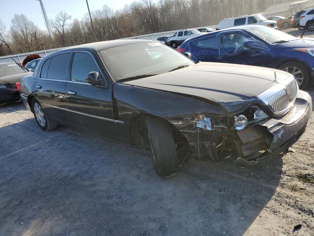 1LNHM84W47Y623603 Lincoln TOWNCAR