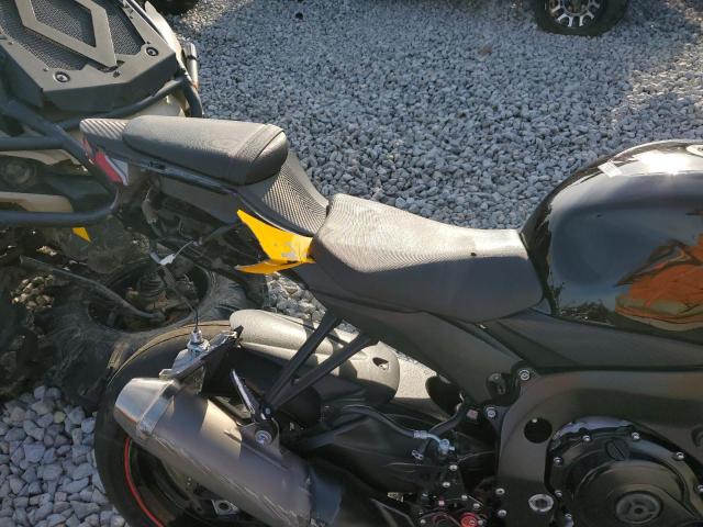 2017 SUZUKI GSX-R600 - JS1GN7FAXH2100187