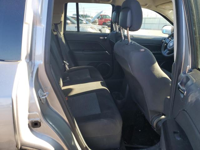 1C4NJCBA8GD688813 Jeep Compass