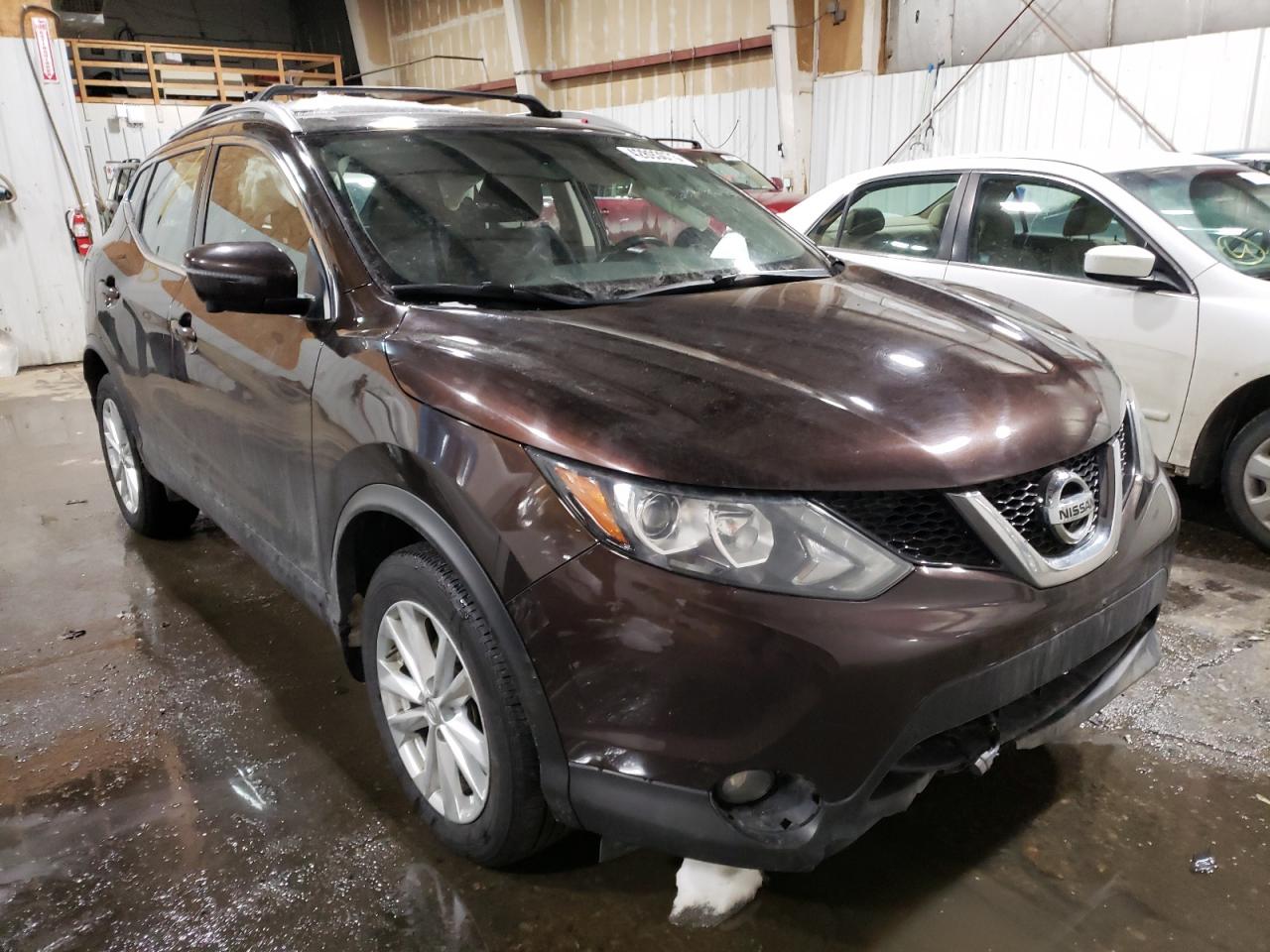 JN1BJ1CR4HW104928 NISSAN ROGUE 2017