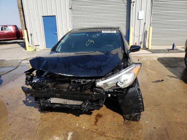 KNAFK4A67F5311853 KIA FORTE LX