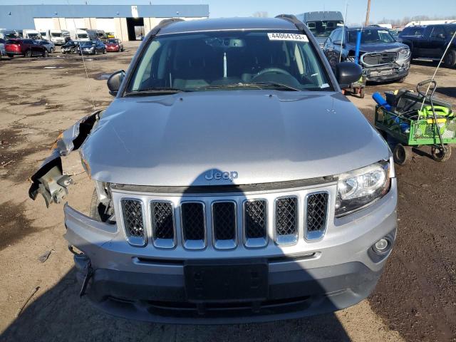1C4NJCBA8GD688813 Jeep Compass