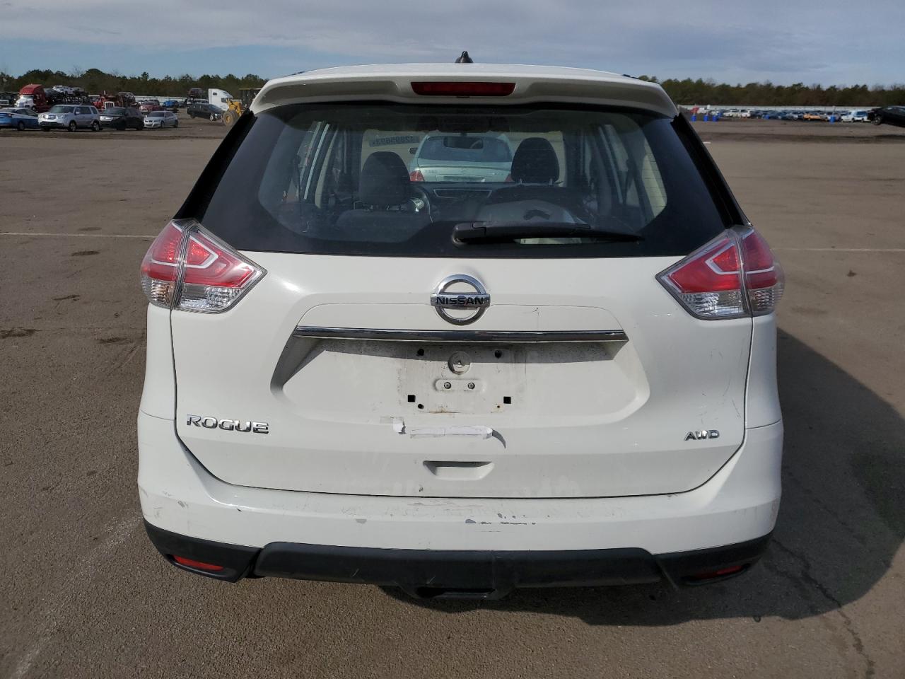 JN8AT2MV2GW137885 NISSAN ROGUE 2016