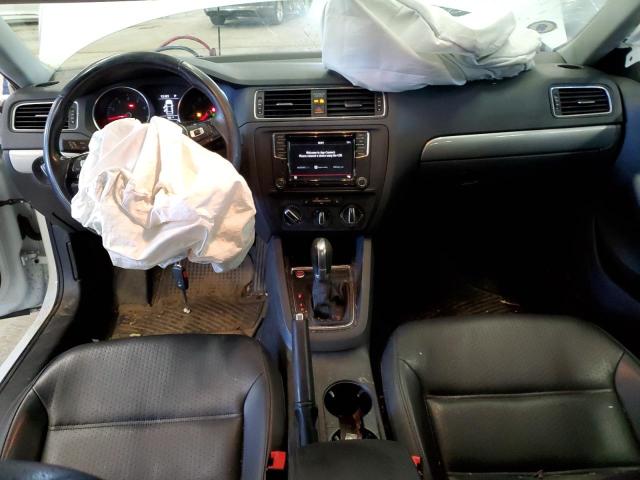 2018 VOLKSWAGEN JETTA SE - 3VWDB7AJ9JM210720