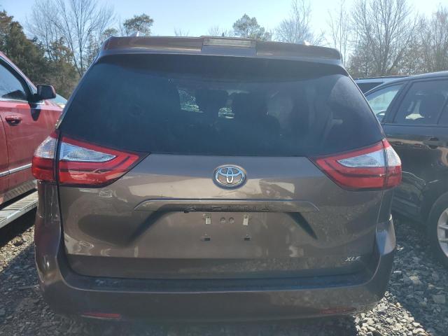2018 TOYOTA SIENNA XLE 5TDYZ3DC3JS965836