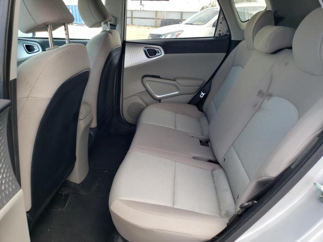 KNDJ23AU8L7715685 KIA SOUL LX