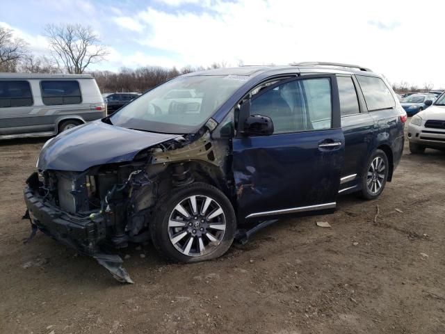 2019 Toyota Sienna XLE