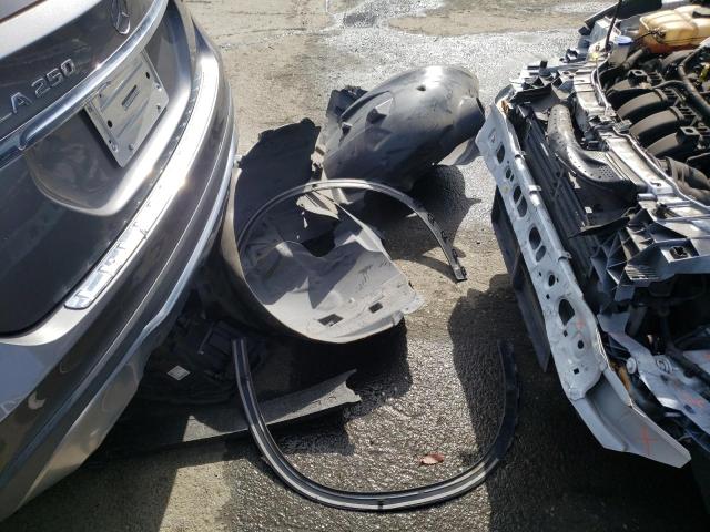 2018 MERCEDES-BENZ GLA 250 - WDCTG4EB8JJ407399