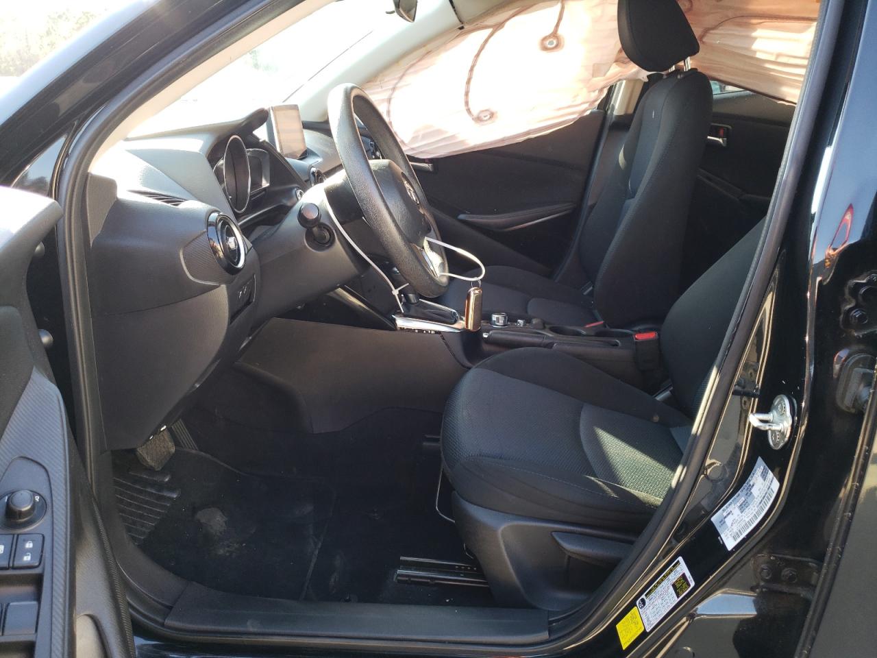 3MYDLBYV1JY311725 TOYOTA YARIS 2018