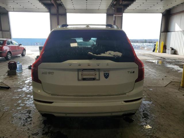 YV4A22PKXH1143736 Volvo XC90