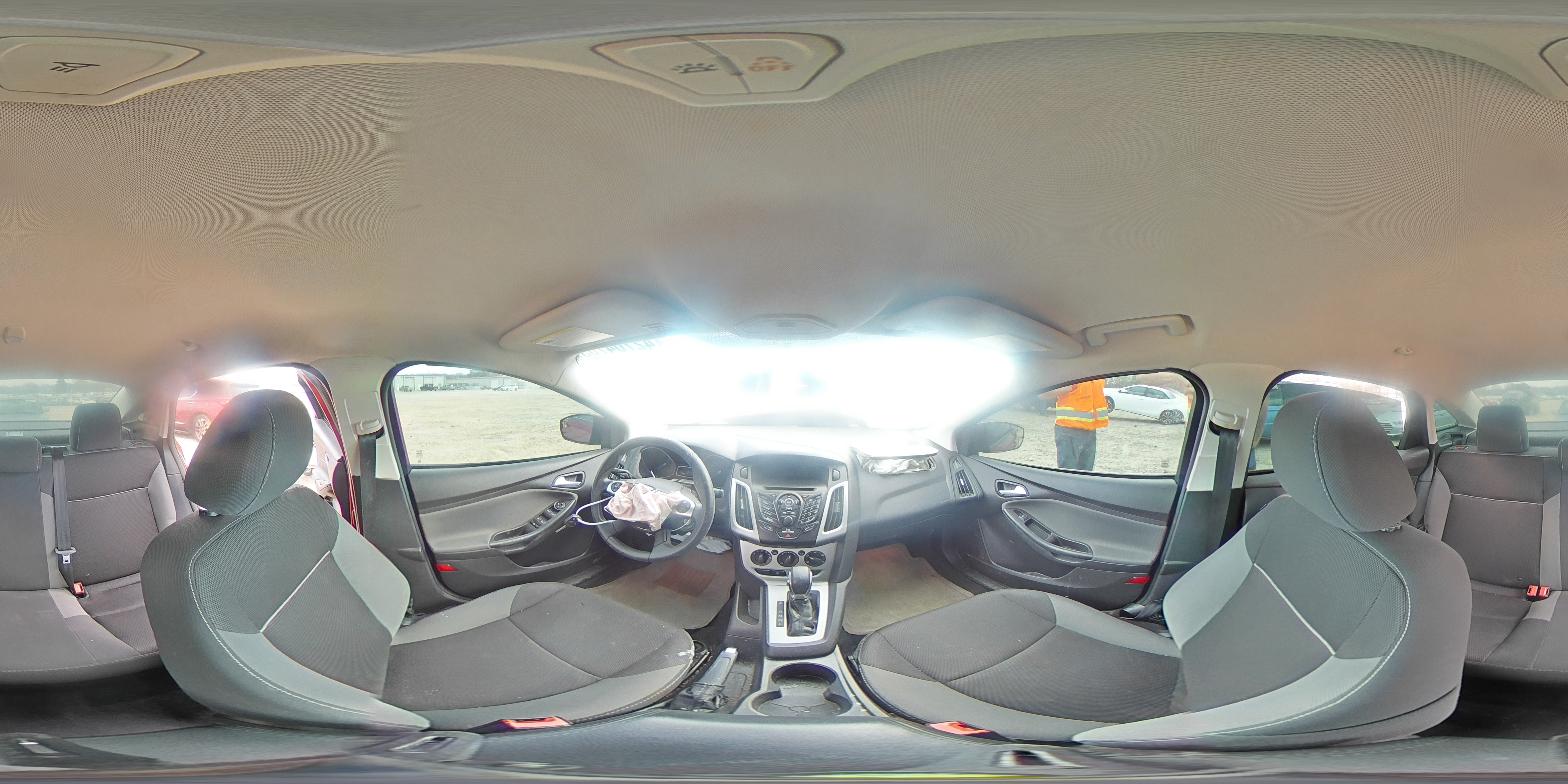 2014 Ford Focus - Image 12