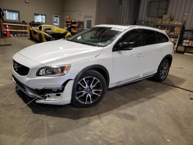 2016 Volvo V60 Cross Country 