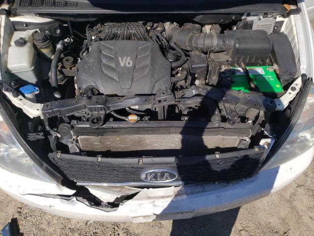 KNDMG4C73B6403788 KIA SEDONA LX