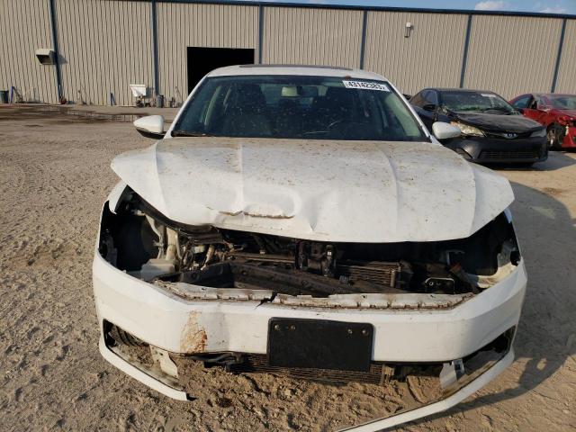2017 VOLKSWAGEN PASSAT SE 1VWBT7A34HC022382