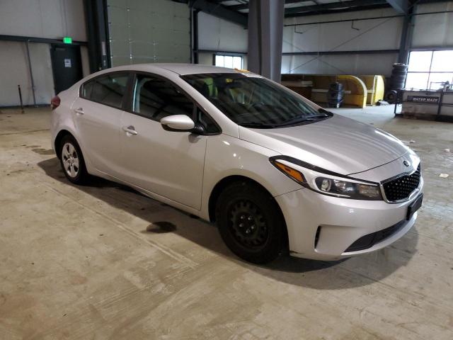 3KPFK4A7XHE093703 KIA FORTE LX