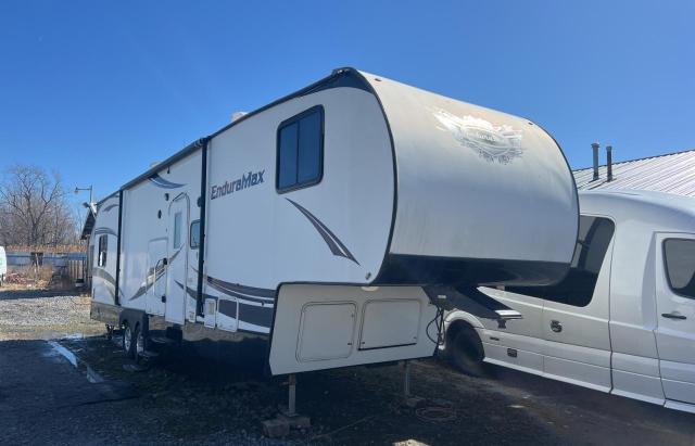Gulf Stream Vehiculos salvage en venta: 2011 Gulf Stream Endura Max MFW30