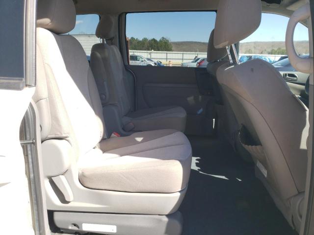 KNDMG4C73B6403788 KIA SEDONA LX