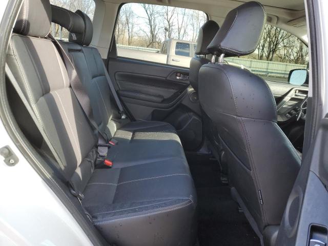 JF2SJGWC1JH458604 Subaru Forester 2.0xt Touring
