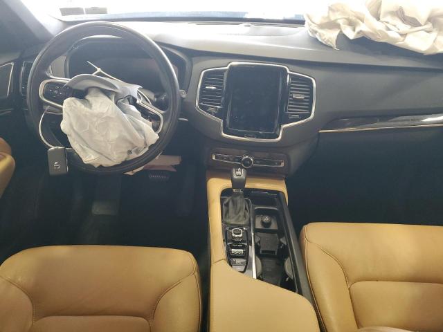 YV4A22PKXH1143736 Volvo XC90
