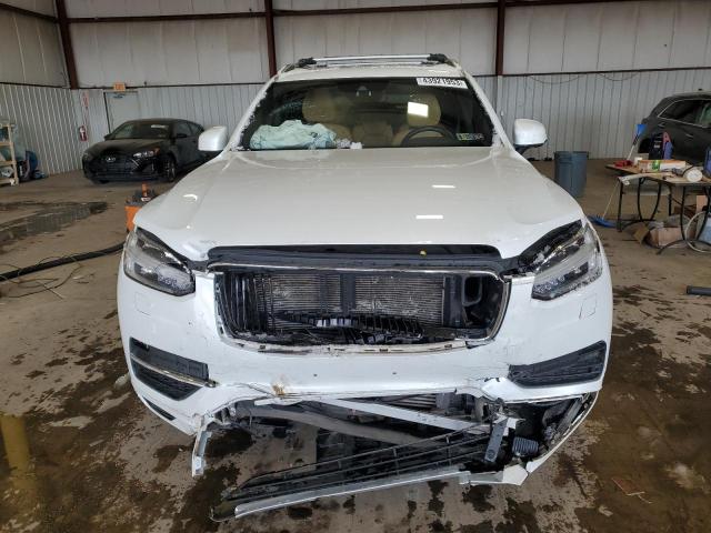 YV4A22PKXH1143736 Volvo XC90