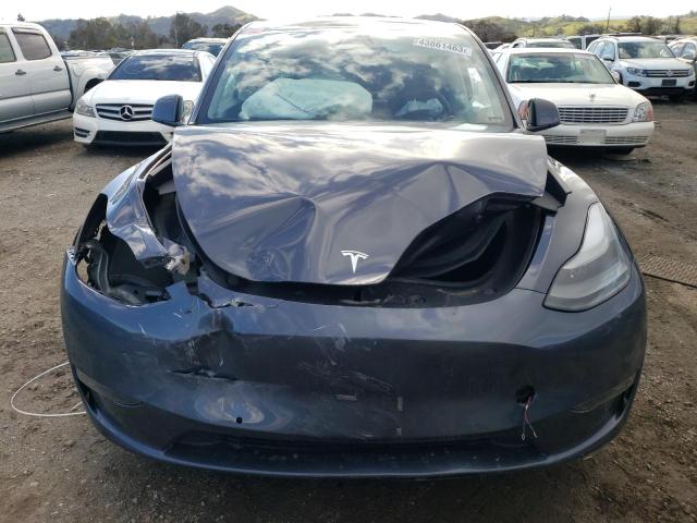 7SAYGDEF7NF409143 Tesla Model Y