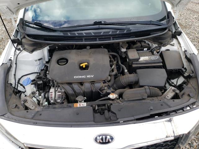3KPFK4A78HE091495 KIA FORTE LX