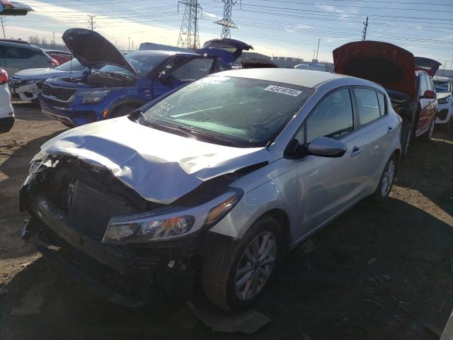 Lot #2354082705 2017 KIA FORTE LX salvage car